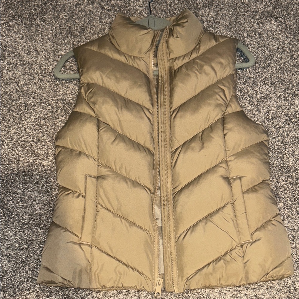 NWOT Cole Haan Tan Quilted Puffer Vest